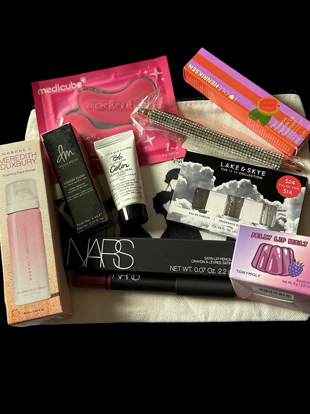 WEDNESDAY Face Case Beauty Bundle NARS Myricks Medicube Morphe POUCH